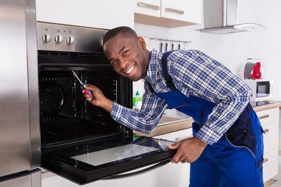 refrigerator repair technician